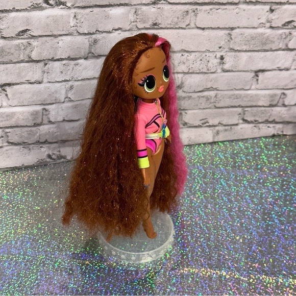 L.O.L. Surprise! LOL Surprise OMG CORAL WAVES Swim Doll 9" - Picture 3 of 9